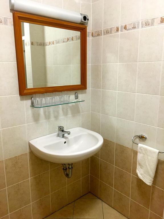 Racz Fogado Hotel Kisoroszi Luaran gambar