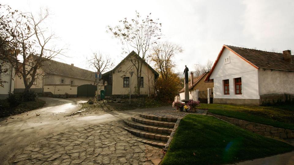 Racz Fogado Hotel Kisoroszi Luaran gambar